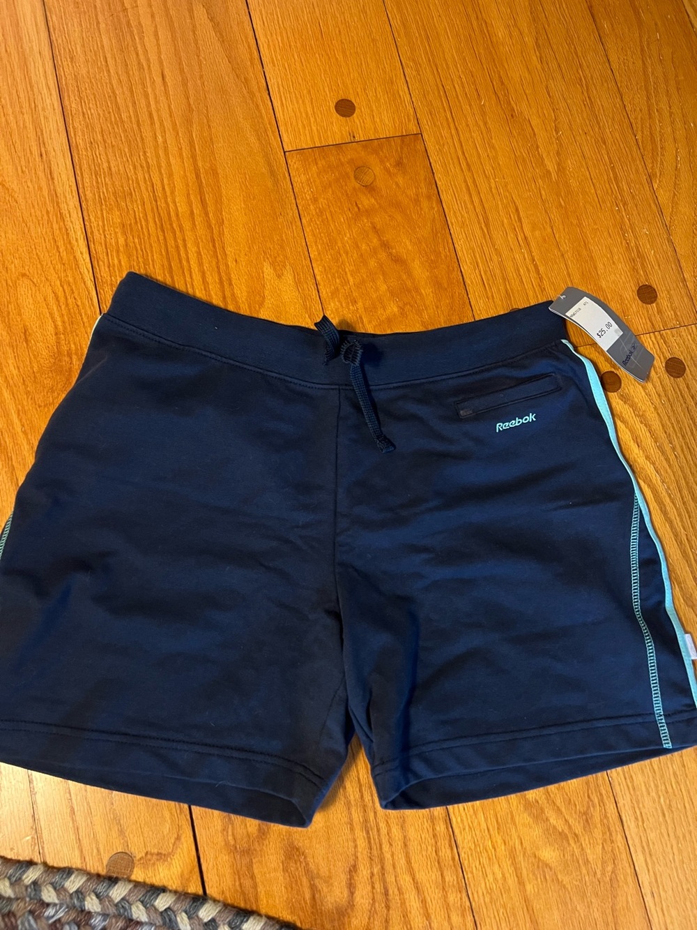 NWT Reebok navy blue and aqua knit athletic shorts size medium